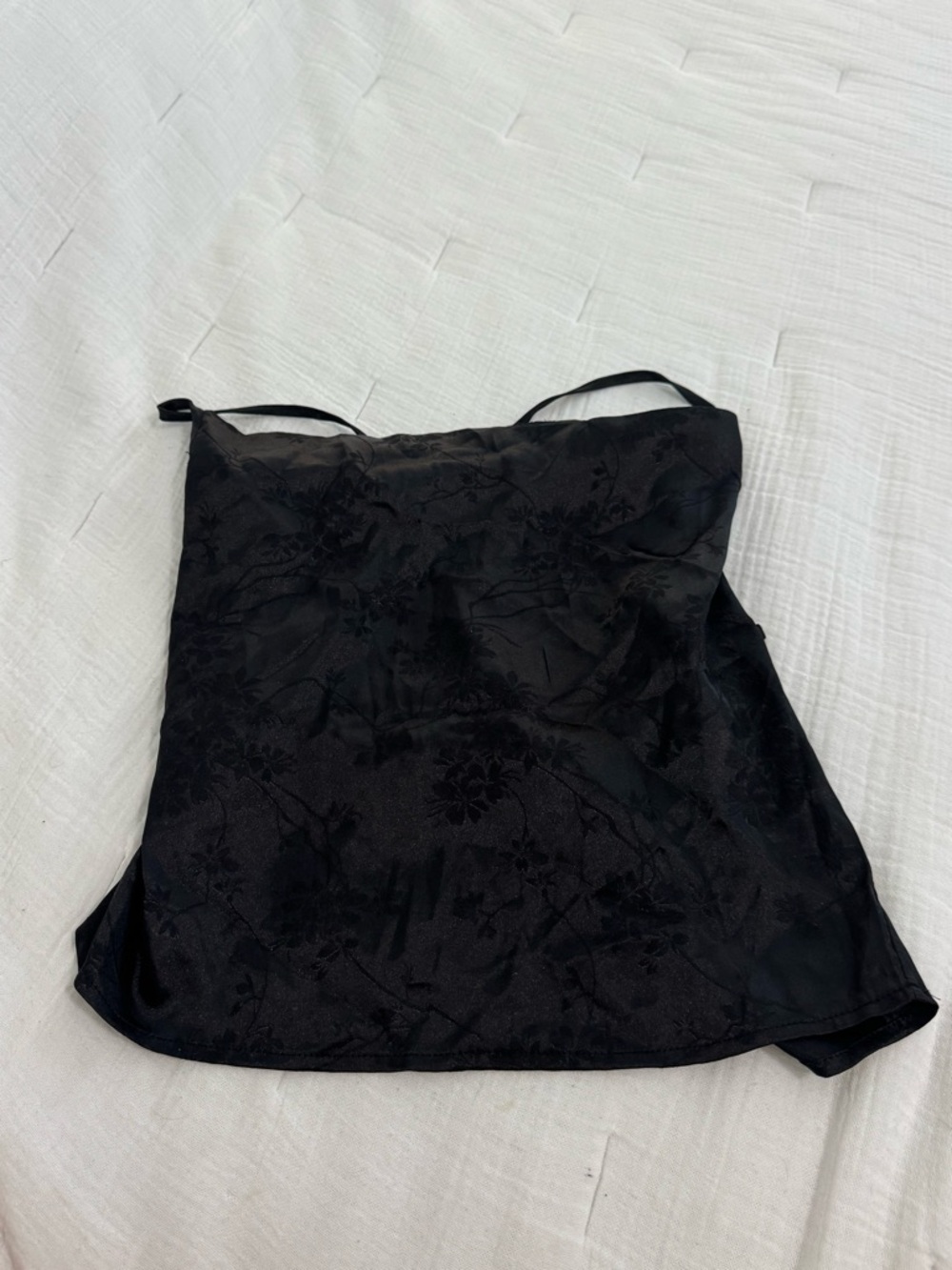 SHEIN Black Floral Satin Tank Top